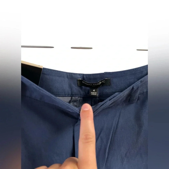 Banana Republic cuffed crop navy blue pants - Picture 2 of 4